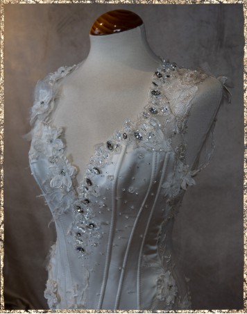 Brautkleid von Faragé Paris - Gr. 36